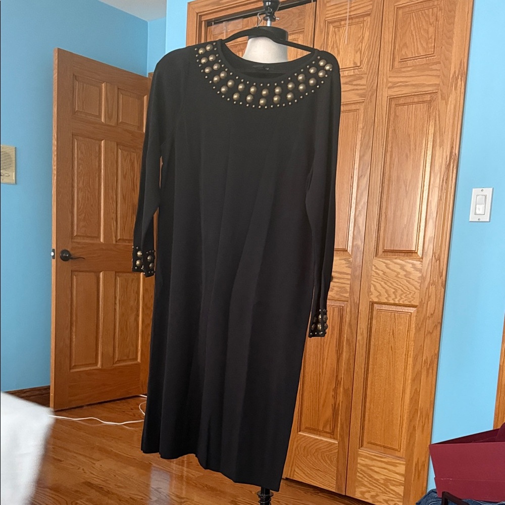 Chic Black Studded Long Sleeve Dress